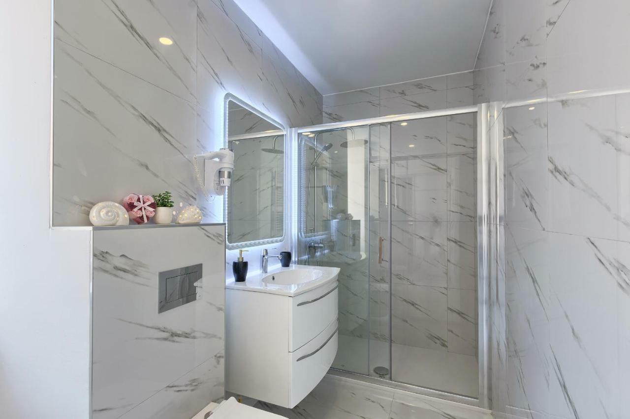 Hedone Luxury Apartment With Free Parking Pula Exteriér fotografie